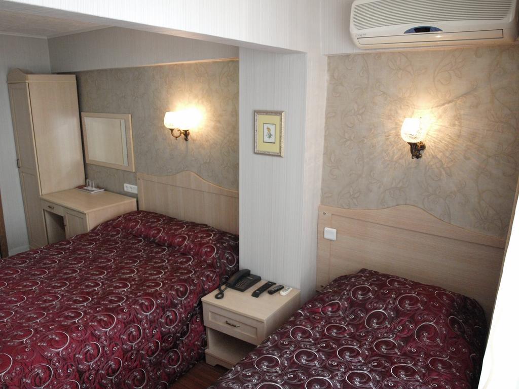 Hotel Nezih Estambul Exterior foto